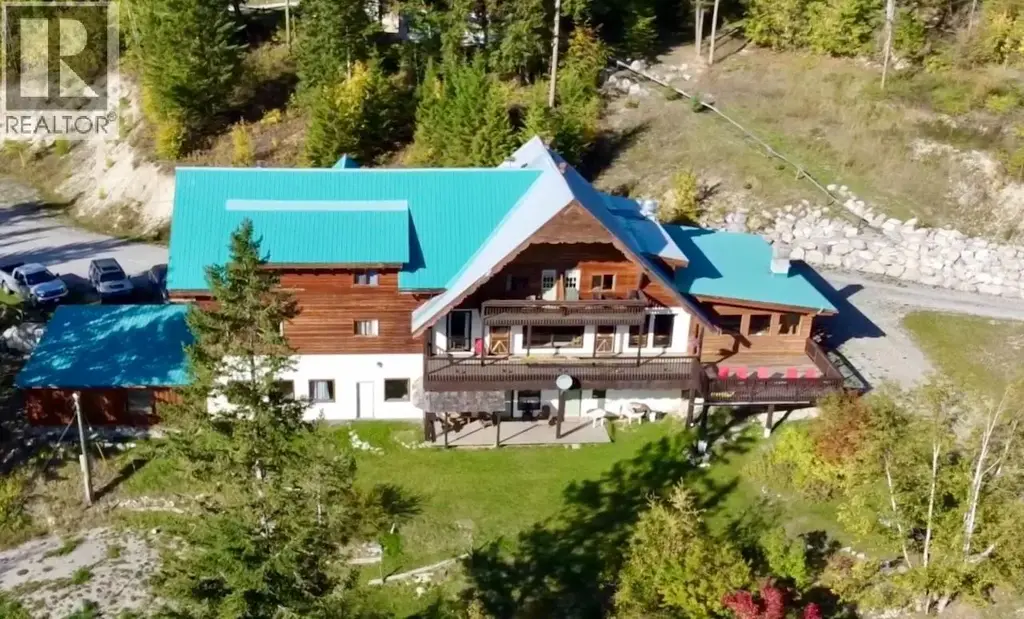 3483 Highway 95, Parson